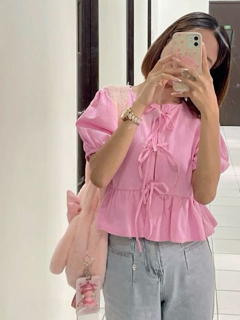 Ganni Top, Bakra Eid, Fairycore Dark, Fashion Top Outfits, Everyday Fashion Outfits, Trendy Fashion Tops, Casual Day Outfits, Aesthetic Y2k, Quick Outfits