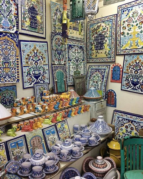 Tunisia vacations on Instagram: “Tunisian pottery... magical handmade pieces full of colors . .. ... Happy to share this picture by  Please don't forget to follow us…” Tunisian Pottery, Canvas Ideas, Fruit Plate, North Africa, Tunisia, Artifacts, Follow Us, Don't Forget, Tourism