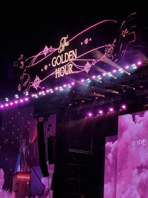 Iu Golden Hour Wallpaper, Iu Concert Aesthetic, Iu Golden Hour Concert, Iu Golden Hour, Adventures Aesthetic, Iu Concert, Christmas Stage, Strawberry Moon, Music Poster Ideas