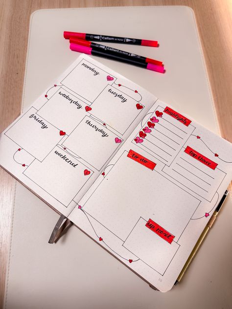 Bullet journal with heart-themed weekly journal for February Valentine’s theme. Bujo Calendar Weekly, Boxes Drawing, Bujo February, Valentine Journal, Journal 2025, Journal February, February Hearts, Bullet Journal Work, Journal Weekly Spread