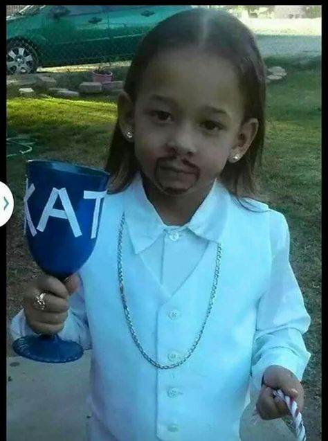 Katt Williams Halloween costume!!!!! Kat Williams, Funny Birthday Meme, Katt Williams, Clever Halloween Costumes, Happy Birthday Meme, Nursing Memes, Snapchat Funny, Birthday Meme, Retro Humor