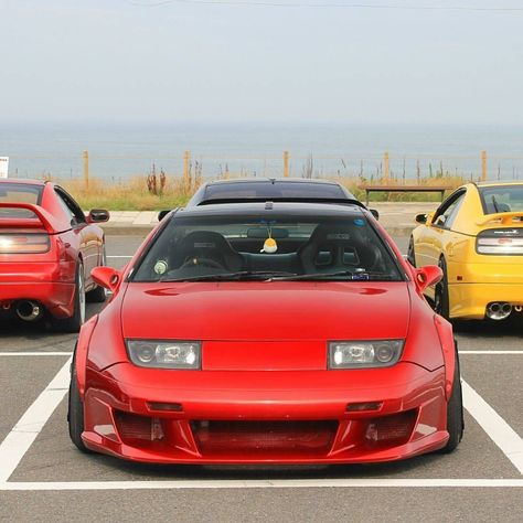 🔴😍😚🔴 #Abflug #300ZX #Z32 #FairladyZ #TueZday 📸 @yuichi_katoh 🚗 @yuma_gcz32 Nissan 300zx Custom, Jeep Pink, Nissan 300zx Turbo, Blue Recipes, Car Ceiling, Coquette Blue, Tattoo Car, Nissan Z Cars, Slammed Cars