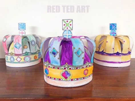 How to make a Paper Crown for the Royal Jubilee 2022 Victoria Day Crafts For Kids, Coronation Crown Craft, Queen Crafts For Kids, Kings And Queens Kindergarten, England Crafts For Kids, London Crafts For Kids, Coronation Crowns, Jubilee Activities, Jubilee Craft