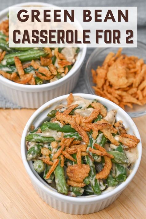 Green Bean Casserole with Fresh Green Beans Casserole For Two, Best Green Bean Casserole, Green Bean Casserole Easy, Easy Vegetable Side Dishes, Greenbean Casserole Recipe, Frozen Green Beans, Cream Of Celery Soup, Side Dish Recipes Easy, Fresh Green Beans