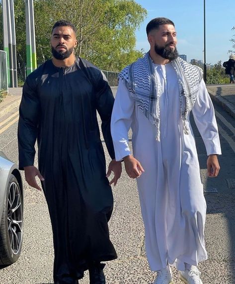 Attractive Black Men, Middle Eastern Men, Arab Men Fashion, Muslim Men, Beefy Men, Arab Men, Country Men, Arab Fashion, Men Loafers