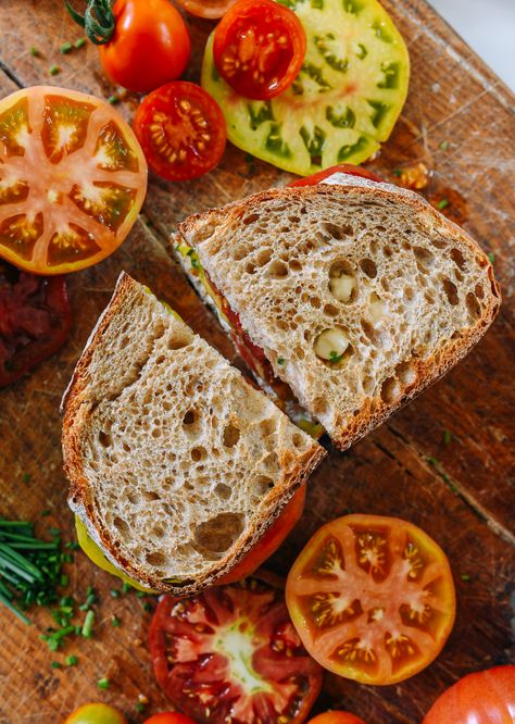 The Perfect Tomato Sandwich Tomato Sandwiches, Wok Recipes, Tomato Recipe, Slow Roasted Tomatoes, Woks Of Life, The Woks Of Life, Summer Foods, Veggie Sandwich, Summer Meals