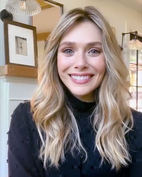 Olsen Scarlet Witch, Elizebeth Olsen, Elizabeth Olsen Scarlet Witch, Scarlett Witch, Kate Upton, Elizabeth Olsen, Scarlet Witch, Hair Inspo, Pretty People