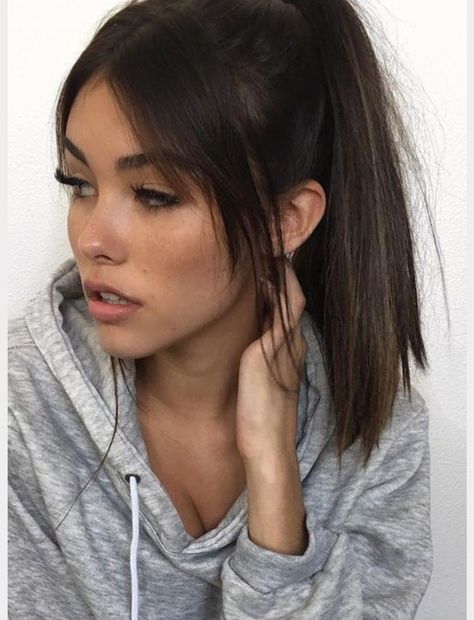 Madison Beer Hair, Sweet Hairstyles, Olivia Culpo, Best Short Haircuts, Penteado Cabelo Curto, Long Faces, Grunge Hair, Curtain Bangs, Madison Beer