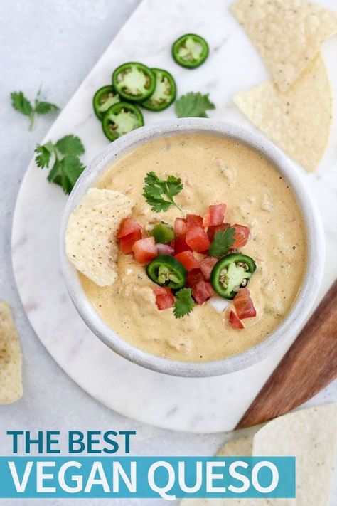 This is the BEST vegan queso recipe I've ever tried! Made with nutritional yeast and lemon juice, it comes together in just minutes for an easy cashew cheese sauce. #detoxinista #vegan #cashews #cheesesauce #paleo #dairyfree #soyfree #glutenfree via @Detoxinista Dairy Free Queso, Cashew Queso, Vegan Quesadilla, Nutritional Yeast Recipes, Yeast Recipes, Vegan Queso, Queso Recipe, Vegan Recipes Videos, Cashew Cheese