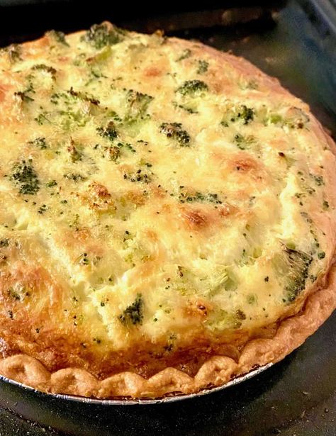 Breakfast Quiche Vegetarian, Light And Fluffy Quiche Recipes, Breakfast Quiche Recipes Easy Pie Crusts, No Cheese Quiche Recipes, Quiche Made With Milk, Recipe For Quiche Simple, Plain Quiche Recipes, Egg Pies Breakfast, Deep Dish Pie Crust Quiche Recipes