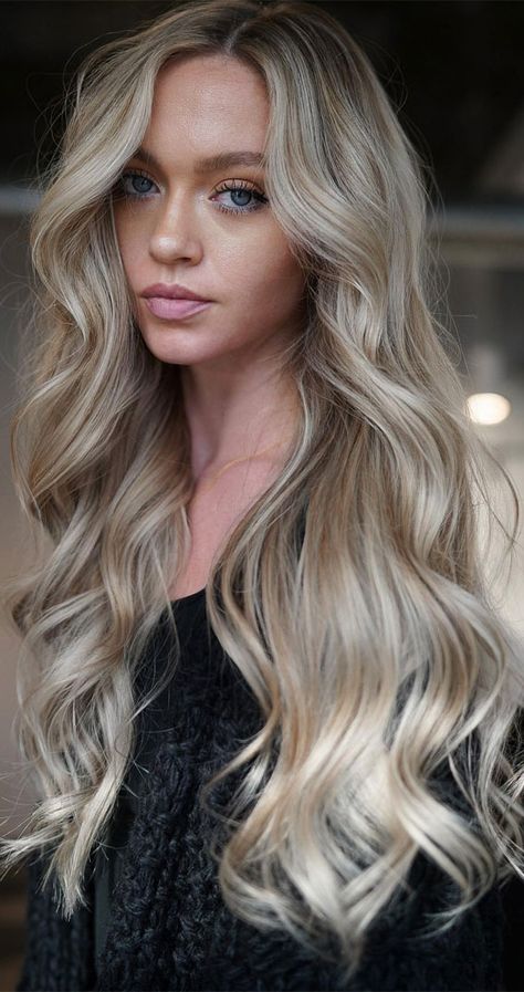 oatmeal hair color, hair color, hair color, hair color ideas, hair color trends, hair color trends 2024, bronde hair, blonde hair, brunette hair Hair Colour Trends, Twisted Bangs, Bubble Ponytail, Ponytail Hairstyle, Bronde Hair, Hair Brunette, Colour Trends, Latest Hair Trends, Hair 2024