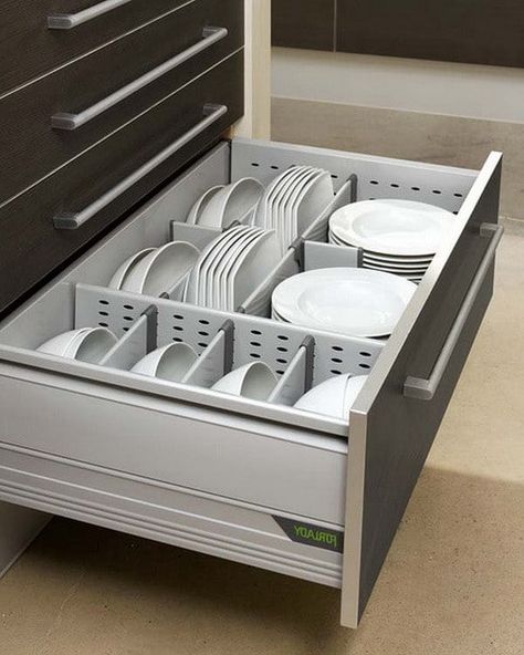 35 Kitchen Drawer Organizing Ideas - DIY Organized Living | RemoveandReplace.com Kitchen Drawer Organizing, Closet Pantry, Kitchen Storage Hacks, Desain Pantry, Kabinet Dapur, Decorating Kitchen, Small Kitchen Storage, Diy Kitchen Renovation, Kitchen Redesign