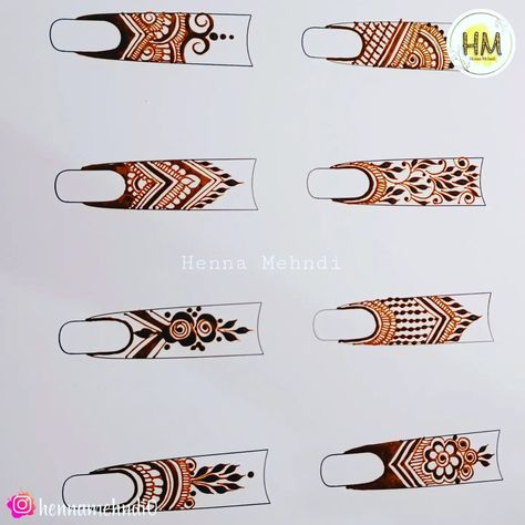 Simple Mehndi Finger Designs, Fingers Mehandi Designs, Finger Design Mehndi, Finger Mehandi Design, Henna Basic, Fingers Mehndi Design, Finger Mehandi, Mehndi Fingers, Finger Designs