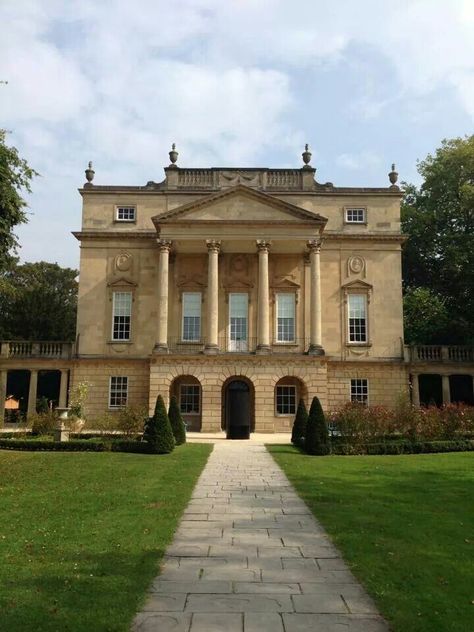 The Holburne Museum Museum Aesthetic Exterior, Lady Danbury House, Art Museum Exterior, Museum Exterior, Palladian Architecture, Lady Danbury, Lancaster House, Bath Uk, Classic Building