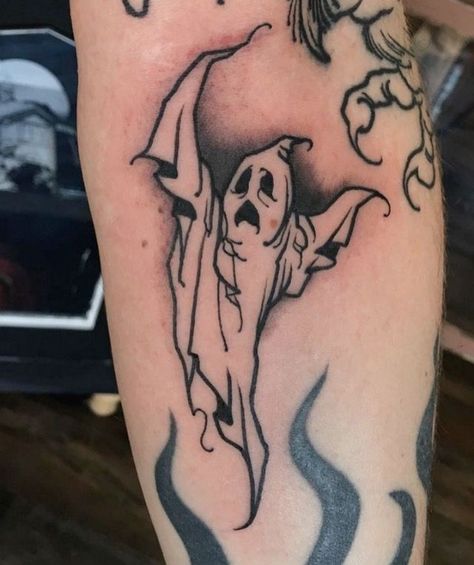 Spooky Themed Tattoos, Fall Tattoos, Tattoo Line, Tattoo Culture, Ghost Tattoo, Creepy Tattoos, Spooky Tattoos, Halloween Tattoo, Horror Tattoo