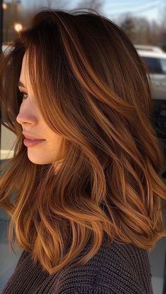 Warm Autumn Hair Color Palette, Brown Reddish Hair, Hair Colors To Try, Reddish Hair, Mahogany Hair, Autumn Hair, Autumn Palette, Hair Color Options, Goddess Braids Hairstyles