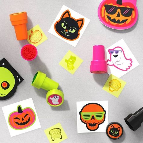 Make your Halloween party a night to remember by handing out these 16-Count Halloween Stamp Party Favors from Hyde & EEK! Boutique™. This pack includes four Halloween-inspired stamps, each featuring creepy characters like skull with glasses and floating ghost with glasses to jack-o'-lanterns and black cats. These playful stamps are perfect for trick-o-treat bags.Hyde & EEK! Boutique™: Thrilling delights. Curious oddities.[Collection] Kids Halloween Goodie Bags, Ghost With Glasses, Floating Ghost, Creepy Characters, Floating Ghosts, Spooky Candy, Halloween Gift Baskets, Halloween Teacher Gifts, Halloween Goodie Bags