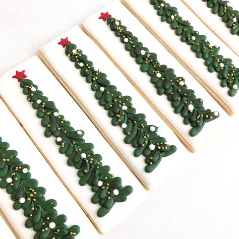 Cute Christmas cookies! Rocking the rectangle.