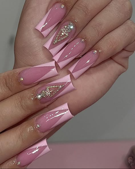 V French Tips, V French Tip, Nail Base, Mauve Nails, Tapered Square Nails, 2024 Nails, Spring Nail Designs, Baddie Nails, Girly Acrylic Nails