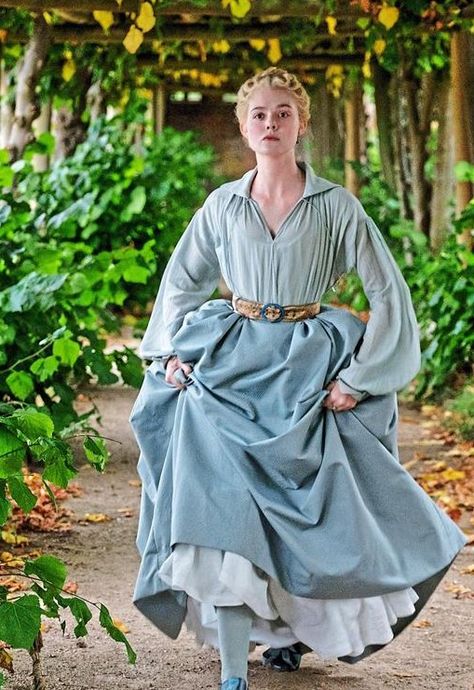 1800 Commoner Dress, Historical Fantasy Fashion, Historical Inspired Fashion, Luxury Historical Medieval Dress For Reenactment, The Great Outfits, The Great Costumes, The Great Dresses, Historical Long Sleeve Daywear Dress, Catherine The Great Elle Fanning Dress