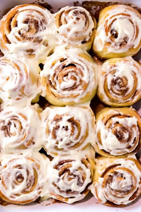 How To Make Cinnamon Rolls, Best Cinnamon Rolls Ever, The Best Cinnamon Rolls, Sticky Rolls, Easy Cinnamon Rolls Recipe, Cinnamon Roll Recipe Homemade, Fluffy Cinnamon Rolls, Cinnamon Roll Recipe, Easy Frosting