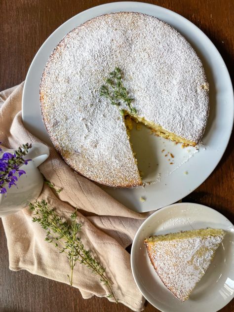 Lemon Thyme Olive Oil Cake - Sip & Scone Healthy Olive Oil Cake, Olive Oil Wedding Cake, Olive Oil Cake Orange, Ricotta Olive Oil Cake, Lemon Thyme Cake, Lemon Rosemary Olive Oil Cake, Blood Orange Olive Oil Cake, Thyme Cake, Mediterranean Desserts