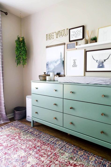 This gender neutral nursery is gorgeous. Tons of great nursery ideas and inspiration for a boy's nursery #nursery #nurserydesign #home #homedecor #diy #diyproject #design Nursery Changing Dresser, Organize Changing Table, Organize Nursery Dresser, Organize Nursery, Organized Nursery, Nursery Organization Diy, Organize Tips, Nursery Dresser Organization, Vsco Room