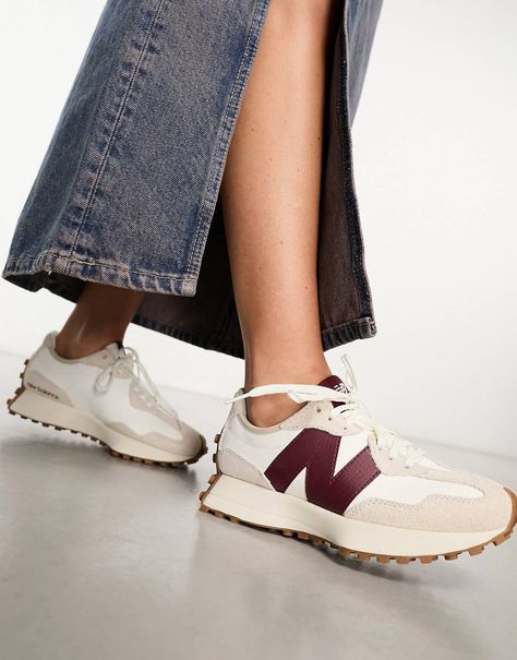 Nb Shoes, Balance Branding, Zapatillas New Balance, New Balance Outfit, Sneaker Outfits, Burgundy Outfit, Balance Design, Shoes Hack, New Balance 327