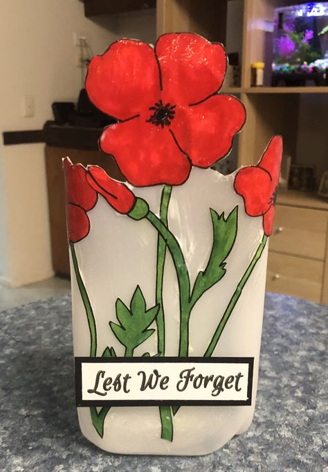 Anzac Day Craft, Remembrance Day Art, Remembrance Day Poppy, Stained Glass Crafts, Anzac Day, Craft Stuff, Preschool Activity, Remembrance Day, Veterans Day