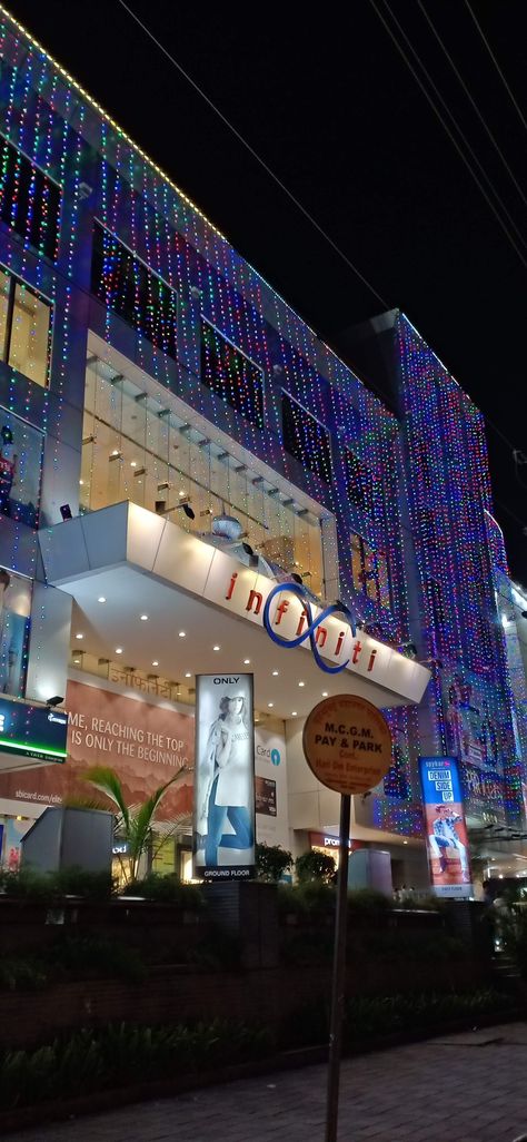 Infiniti Mall mumbai Maharashtra India Mumbai Mall Snap, Inorbit Mall Mumbai, Mumbai Trip, Book Planning, Mall Food Court, Mumbai City, Insta Profile, Mumbai Maharashtra, Insta Profile Pic