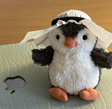 Penguin Stuffed Animal, Friendship Art, Penguin Plush, Cute Squishies, Cute Penguins, Christmas Birthday Gifts, Cute Plush, Birthday Gift Ideas