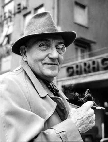 Fritz Lang (1890-1976) Famous Directors, Fritz Lang, Inspirational Movies, Movie Directors, Silent Film Stars, Film Institute, Foreign Film, Best Director, Movie Director