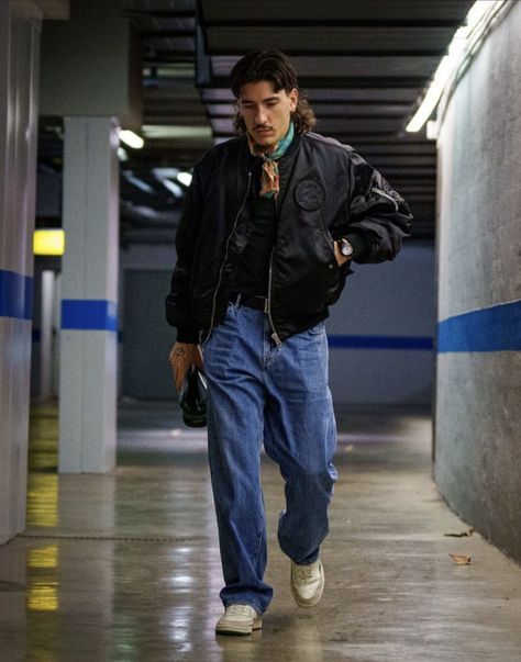 Hector Bellerin Outfit, Nike Classic Cortez Outfit, Hector Bellerin Style, Nike Cortez Outfit Men, Bellerin Style, Hector Bellerin, Cold Fashion, Jacket Fits, Mens Outfit Inspiration