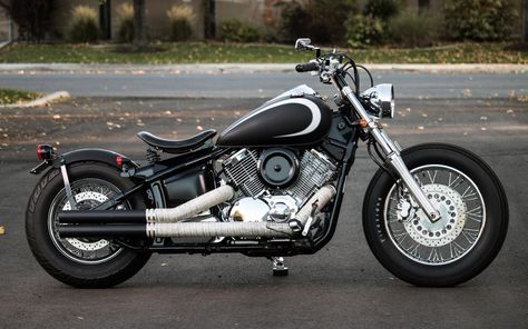 Bluecollar Bobber - Yamaha V-Star 1100 Strength And Weakness Interview, V Star Bobber, Yamaha V Star, Custom Motorcycles Bobber, Living Room Sofa Design, Custom Motorcycle, Custom Motorcycles, Road Bike, Chopper