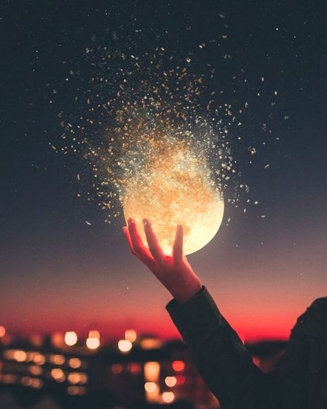 Cer Nocturn, Surreal Photos, Night Sky Wallpaper, Beautiful Wallpapers Backgrounds, Backgrounds Phone Wallpapers, Beautiful Nature Wallpaper, Tumblr Wallpaper, Photography Wallpaper, Cute Wallpaper Backgrounds