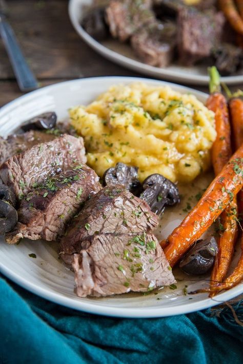 Slow Cooker Bison Roast with Mashed Rutabaga and Gravy, and Roasted Carrots - this sexy Paleo meal is perfect for date night. Buffalo Roast Recipe, Bison Roast, Bison Meat Recipes, Mashed Rutabaga, Bison Recipes, Bison Meat, Braised Chicken Breast, Slow Cooker Roast, Gravy Recipes