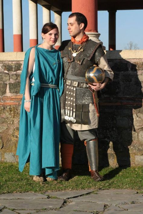 Roman couple in Britain? Roman Britain Clothing, Pictish Warrior, Roman Women, Roman Clothes, Imperial Rome, Rome Outfits, Roman Dress, Empire Outfit, Roman Costume