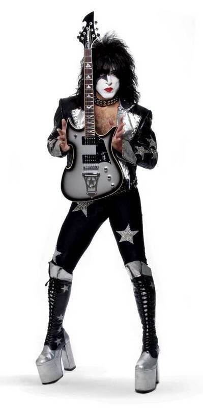 Paul Stanley - gotta figure out how to make this costume                                                                                                                                                      More Kiss Starchild Costume, Kiss Band Paul Stanley, Kiss Band Outfits, Kiss Band Costume, Starchild Kiss, Paul Kiss, Rock Costume, Banda Kiss, Gene Simmons Kiss