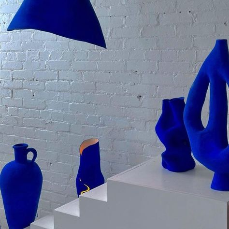 Yves Klein Blue Interior, Klein Blue Color Palette, Klein Blue Aesthetic, Cobalt Blue Aesthetic, International Klein Blue, Yves Klein Blue, Blue Interior Design, Greek Decor, Yves Klein