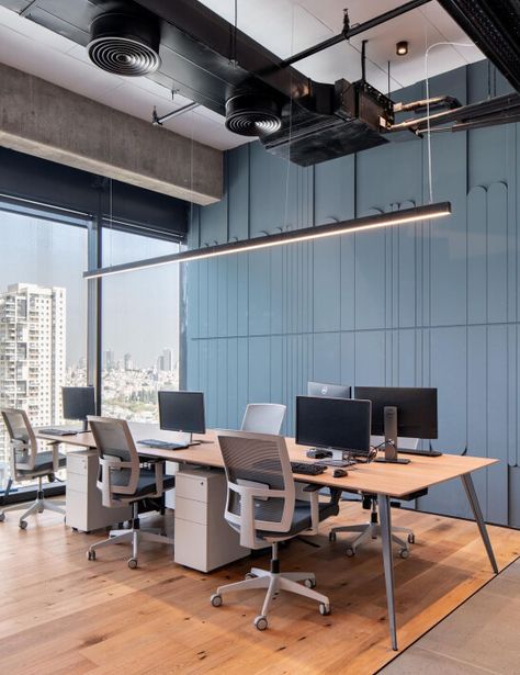 Open Concept Office, Industrial Office Design, Open Space Office, Office Interior Design Modern, Blue Office, Office Space Design, Modern Office Design, Lobby Interior, Office Workstations