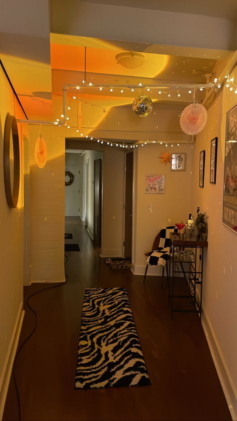 Disco Ball Apartment, Disco Apartment, Funky Hallway, Cute Hallway, Apartment Hallway, New Apt, Apartment Goals, House Goals, Hallway Decorating