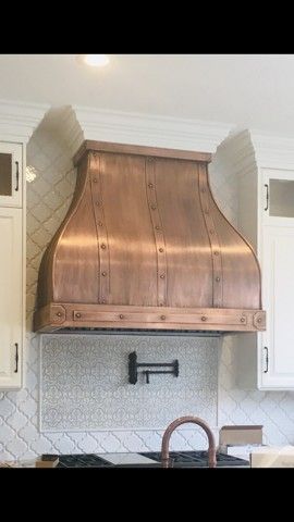 Bell Hood Kitchen, Custom Kitchen Hood, Cooktop Hood, Copper Kitchen Hood, Kitchen Hood Vent, Metal Range Hood, Florida Kitchen, Kitchen Hood Design, Modern Mediterranean Homes