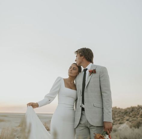 Classic Mountain Wedding, Modest Wedding Reception Dress, Mormon Wedding Dress, Modest Summer Wedding Dress, Simple Modest Wedding Dress, Modest Reception Dress, Simple Modest Wedding Dresses, Long Sleeve Crepe Wedding Dress, Temple Wedding Dress