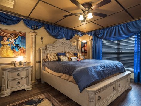 Beauty And The Beast Inspired Bedroom, Beauty And The Beast Inspired Room, Beauty And The Beast Room, Fox Bedroom, Florida Vacation Home, Beauty And The Beast Bedroom, Disney Bedroom, Eccentric Decor, Casa Disney