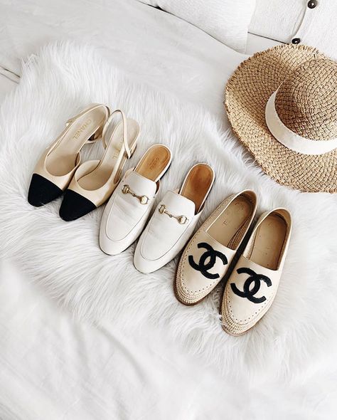 Shopping Essentials, Shoe Design, Classic Heels, Shoe Inspo, Elegant Shoes, Chanel Espadrille, Bvlgari Bags, Shoe Obsession, Spring Shoes