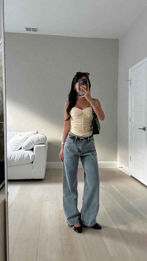 Dark Fits, High Waisted Baggy Jeans, Outfits Baggy, Baggy Jean, Summer Ootd, Birthday Party Outfits, Casual School Outfits, 2023 Fashion, Casual Summer Outfit