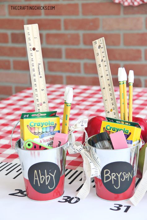 Back To School Party Favors, Back To School Party Ideas For Kids, Kindergarten Gift Ideas, Gifts For School Kids, Gift For School Kids, School Gifts For Kids, Back To School Party Ideas, School Gift Ideas, Back To School Gifts For Kids