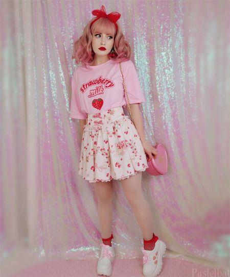 Lovecore Fashion, Strawberry Outfit, Kawaii Outfit, Pastel Girl, Cherry Earrings, Strawberry Milk, Alternative Girls, 2023 Fashion, Cute Outfit