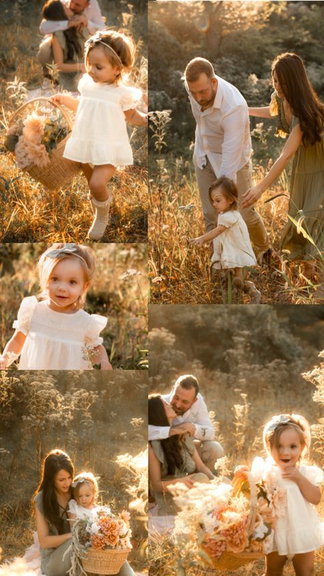 Family of three, white dress, green dress, lifestyle photoshoot, toddler photo, boho vibes, golden sunset in a small field, flowers, warm edits, what to wear fpr a photography session, best photographer for sunset photos. Photoshoot In Field, Spring Family Pictures, Boho Toddler, Summer Family Pictures, Family Photo Colors, Family Maternity Photos, Lifestyle Photoshoot, 1st Birthday Photoshoot, Summer Family Photos