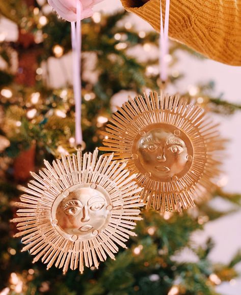 Metallics Christmas Tree, Solstice Tree, Solstice Ornaments, Diy Sun Ornament, Celestial Christmas, Yule Tree Decorations Ornaments Ideas, Sun Tree Topper, Sun Ornament, Celestial Christmas Ornaments